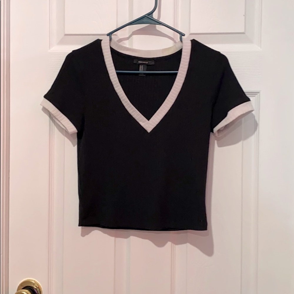 Black and white crop top